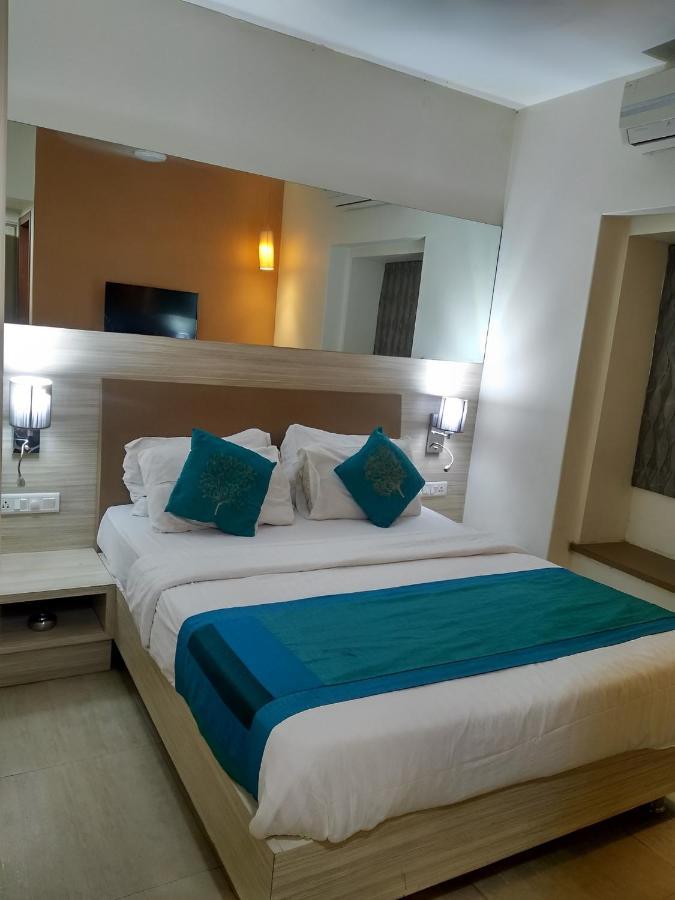 Apollo Guest House Mumbai Exteriör bild